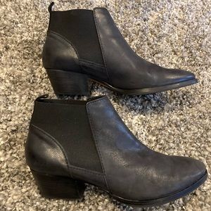 Aquatalia by Marvin K vero cuoio booties short boot size 10 dark grey & black
